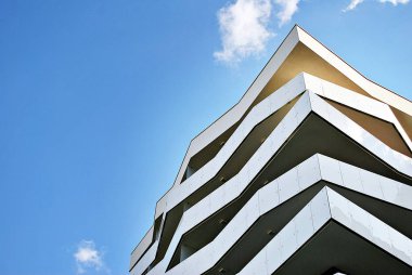 Modern, lüks apartman binası..