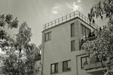 Modern, lüks apartman. Siyah ve beyaz