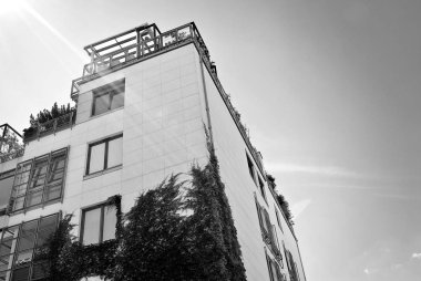 Modern, lüks apartman. Siyah ve beyaz