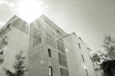 Modern, lüks apartman. Siyah ve beyaz