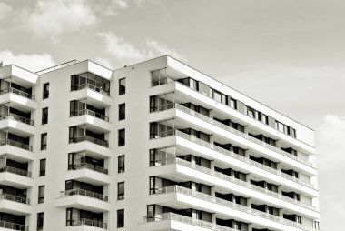 Modern, lüks apartman. Siyah ve beyaz