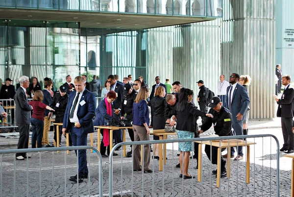 Güvenlik onay Bagaj veya vücut