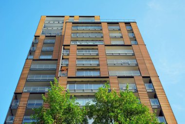 Modern, lüks apartman binası..