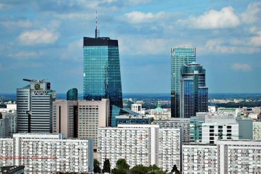 Varşova şehir merkezi havadan görünümü