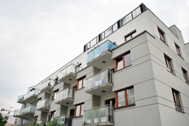 Modern, lüks apartman binası..