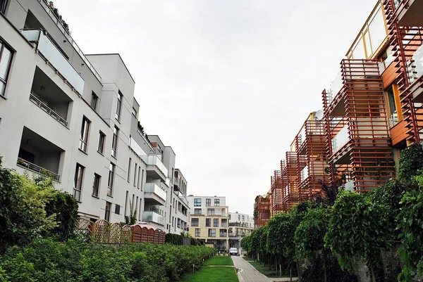 Modern, Luxury Apartment Building. — Stock Photo, Image