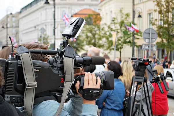 kameraman filme açık olay