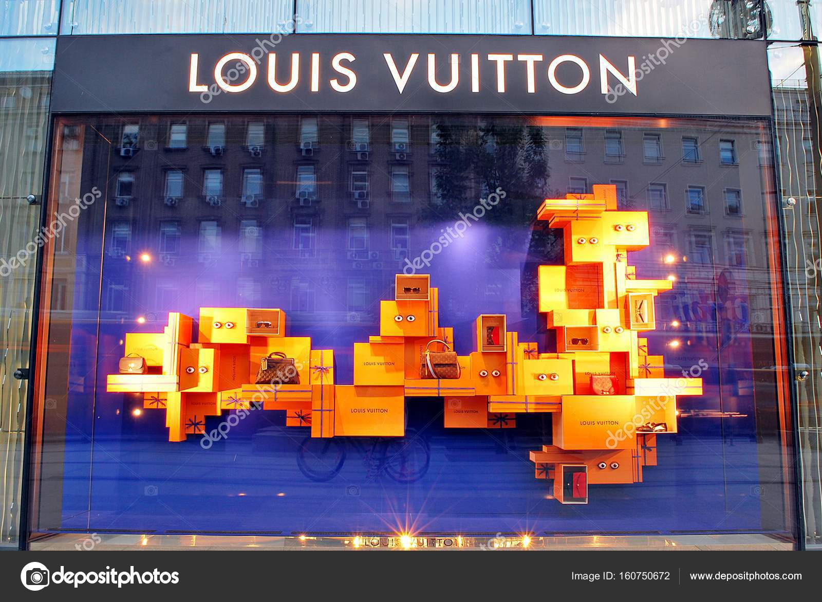 Louis Vuitton shop locate in shopping mall Vitkac – Stock Editorial Photo ©  grand-warszawski #160750672