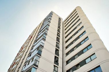 Modern, lüks apartman binası..