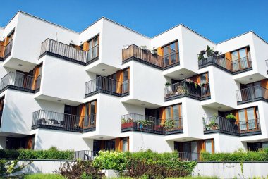 Modern, lüks apartman binası..