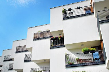 Modern, lüks apartman binası..