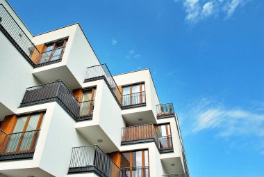 Modern, lüks apartman binası..