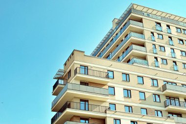 Modern, lüks apartman binası..