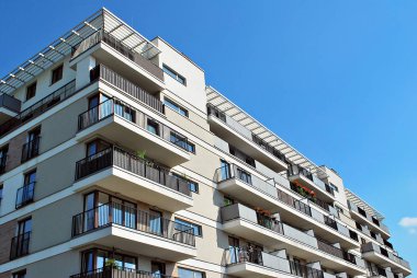 Modern, lüks apartman binası..