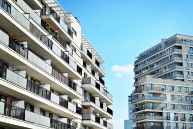 Modern, lüks apartman binası..