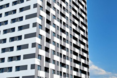 Modern, lüks apartman binası..