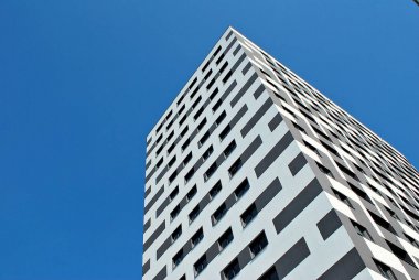 Modern, lüks apartman binası..
