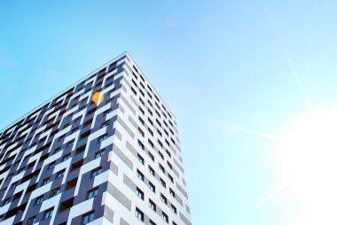 Modern, lüks apartman binası..