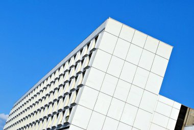 Modern ofis binası. Modern binanın mimari detaylar