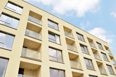 Modern, lüks apartman binası..