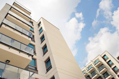 Modern, lüks apartman binası..