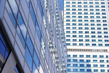 Modern, lüks apartman binası..