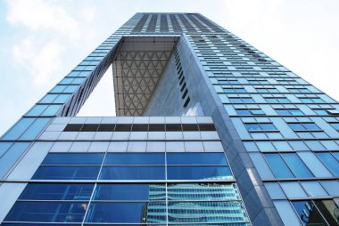  Modern, lüks apartman binası..