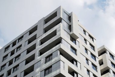 Modern, lüks apartman binası..