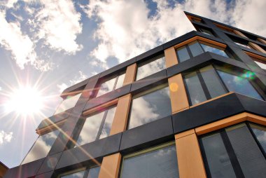 Modern ofis binası. Modern binanın mimari detaylar