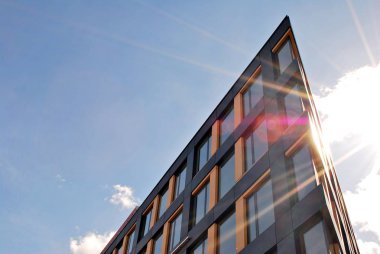 Modern ofis binası. Modern binanın mimari detaylar