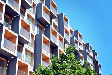  Modern, lüks apartman binası..