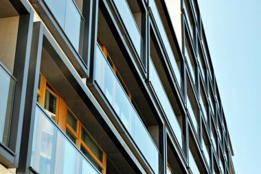 Modern, lüks apartman binası..