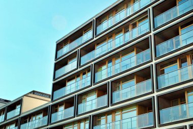 Modern, lüks apartman binası..