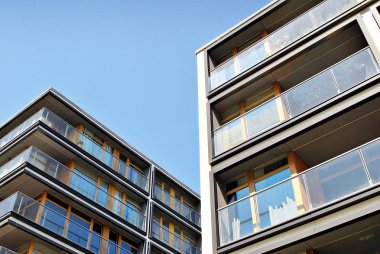 Modern, lüks apartman binası..