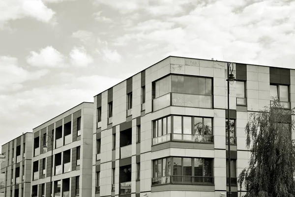 Moderní, luxusní byt Building.Black a bílá. — Stock fotografie