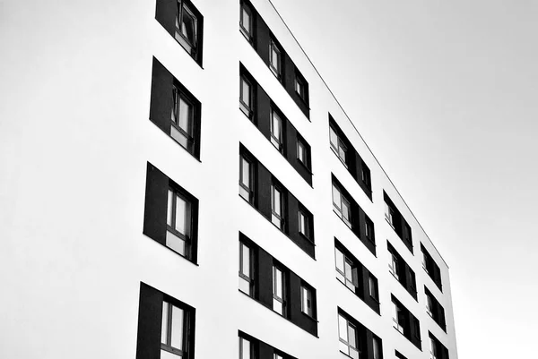 Modern, Luxury Apartment Building.Black and white. — Stock Photo, Image