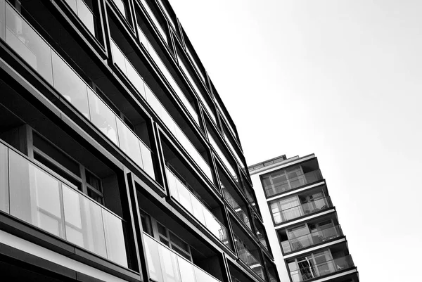 Moderno, Apartamento de luxo Building.Black e branco . — Fotografia de Stock