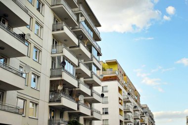 Modern apartman dış mimarisi