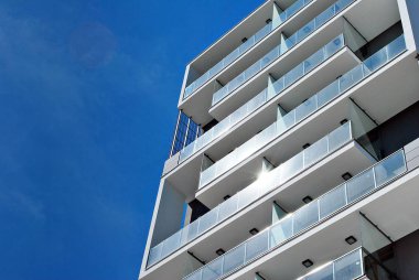 Modern apartman dış mimarisi