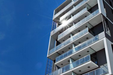 Modern apartman dış mimarisi