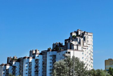 Modern, lüks apartman binası..