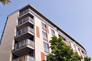 Modern, lüks apartman binası..