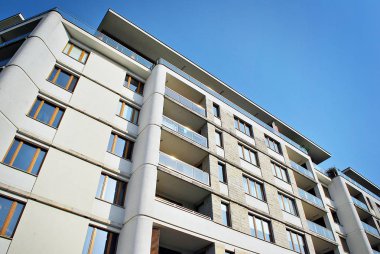 Modern, lüks apartman binası..