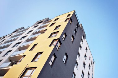  Modern, lüks apartman binası.