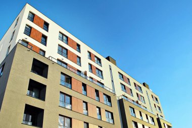  Modern, lüks apartman binası.