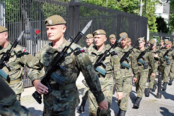 Desfile militar en Varsovia — Foto de Stock