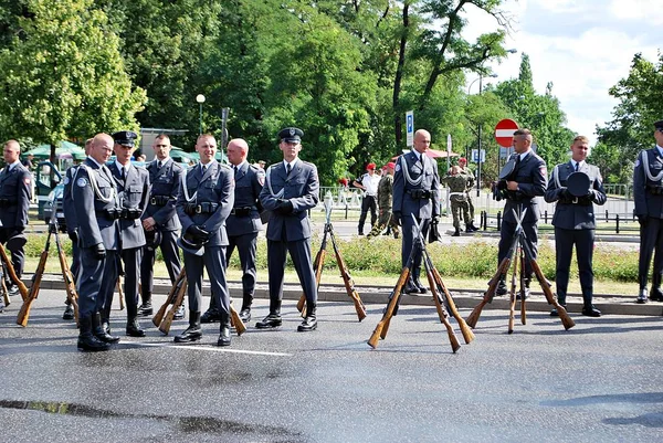 Військовий парад у Варшаві — стокове фото