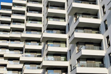  Modern, lüks apartman binası.