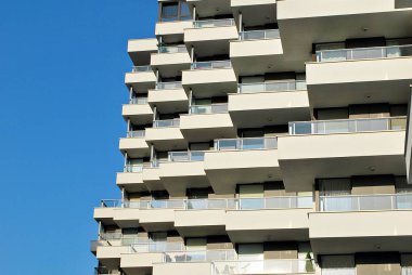  Modern, lüks apartman binası.