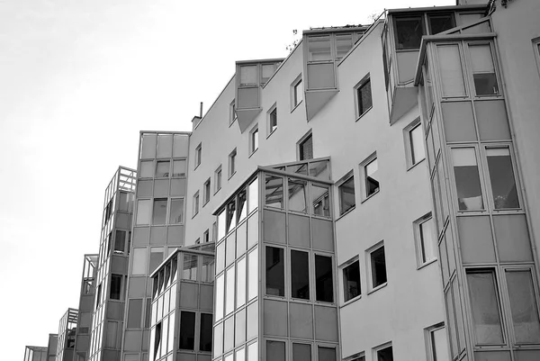 Moderno, Apartamento de luxo Building.Black e branco . — Fotografia de Stock